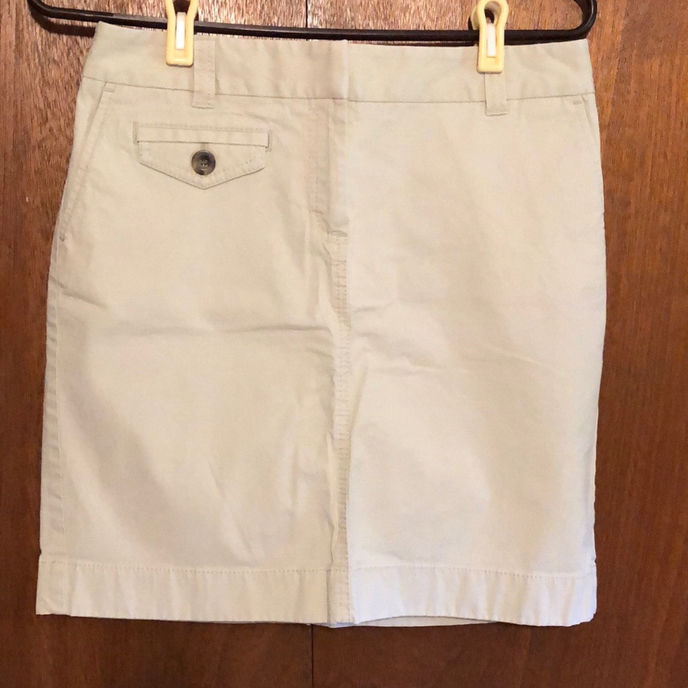 Ann Taylor petites khaki skirt